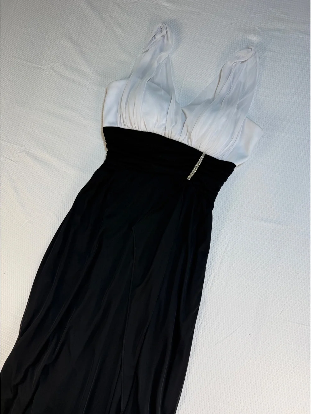 Betsy & Adam Size 12 Black White Halter Maxi Dress Rhinestone Y2K Formal Gown